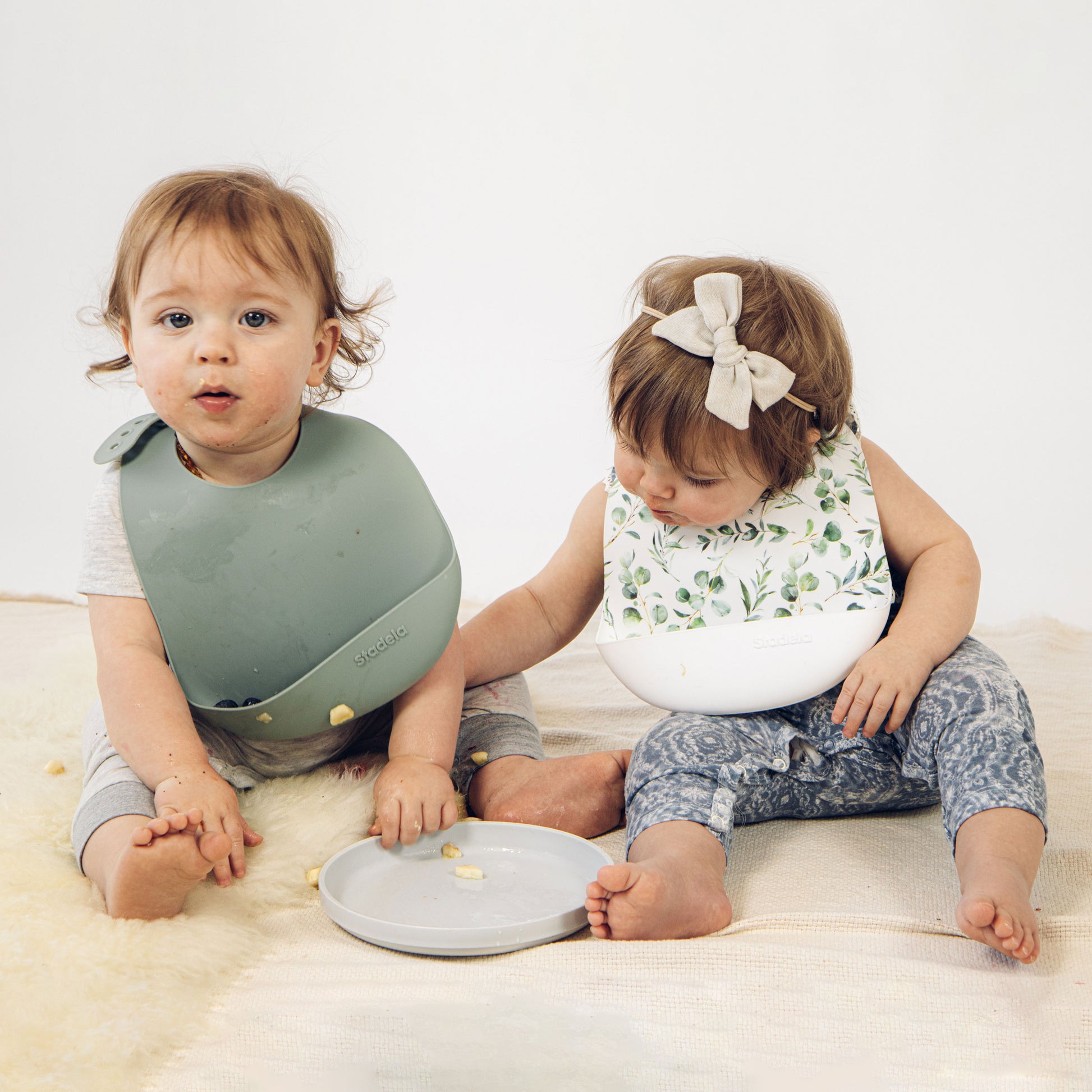 Best baby bibs, gift for baby shower, birthday, Christmas, Rust Colored, Boho Flowers in Earth Toned Colors, Eco friendly, sustainable, silicone bibs, baby led weaning, 6 months baby essentials, starting solids, shop small, toddler must haves, neutral design for baby girl or baby boy, easy clean up