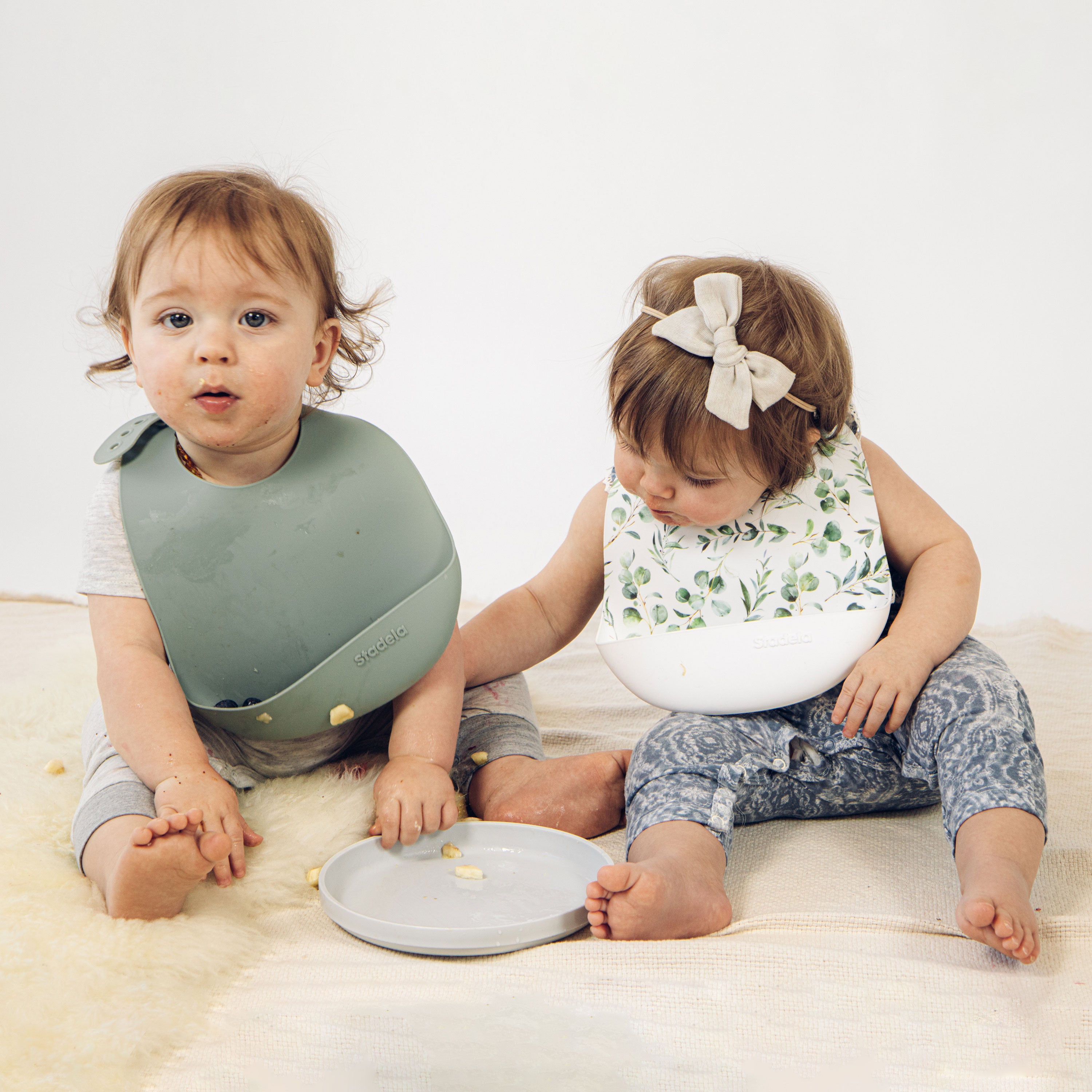 Best baby bibs, gift for baby shower, birthday, Christmas, Rust Colored, Boho Flowers in Earth Toned Colors, Eco friendly, sustainable, silicone bibs, baby led weaning, 6 months baby essentials, starting solids, shop small, toddler must haves, neutral design for baby girl or baby boy, easy clean up